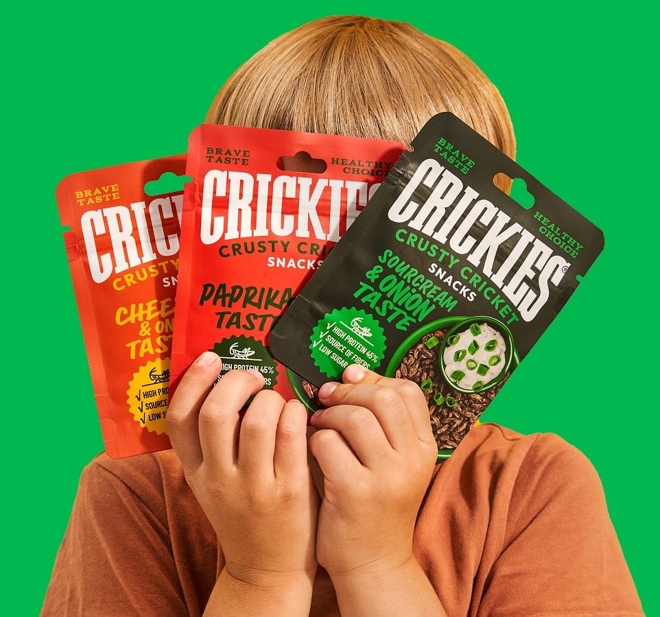 Баннер со вкусом сушеных сверчков CRICKIES