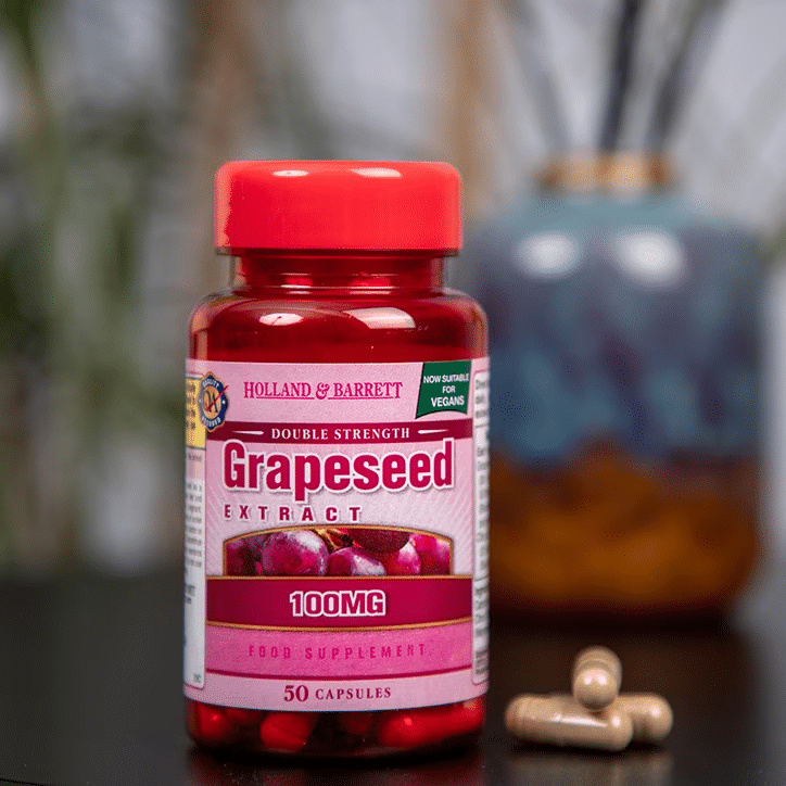 Экстракт виноградных косточек двойной силы Holland & Barrett, 100 мг, 50 капсул, акция