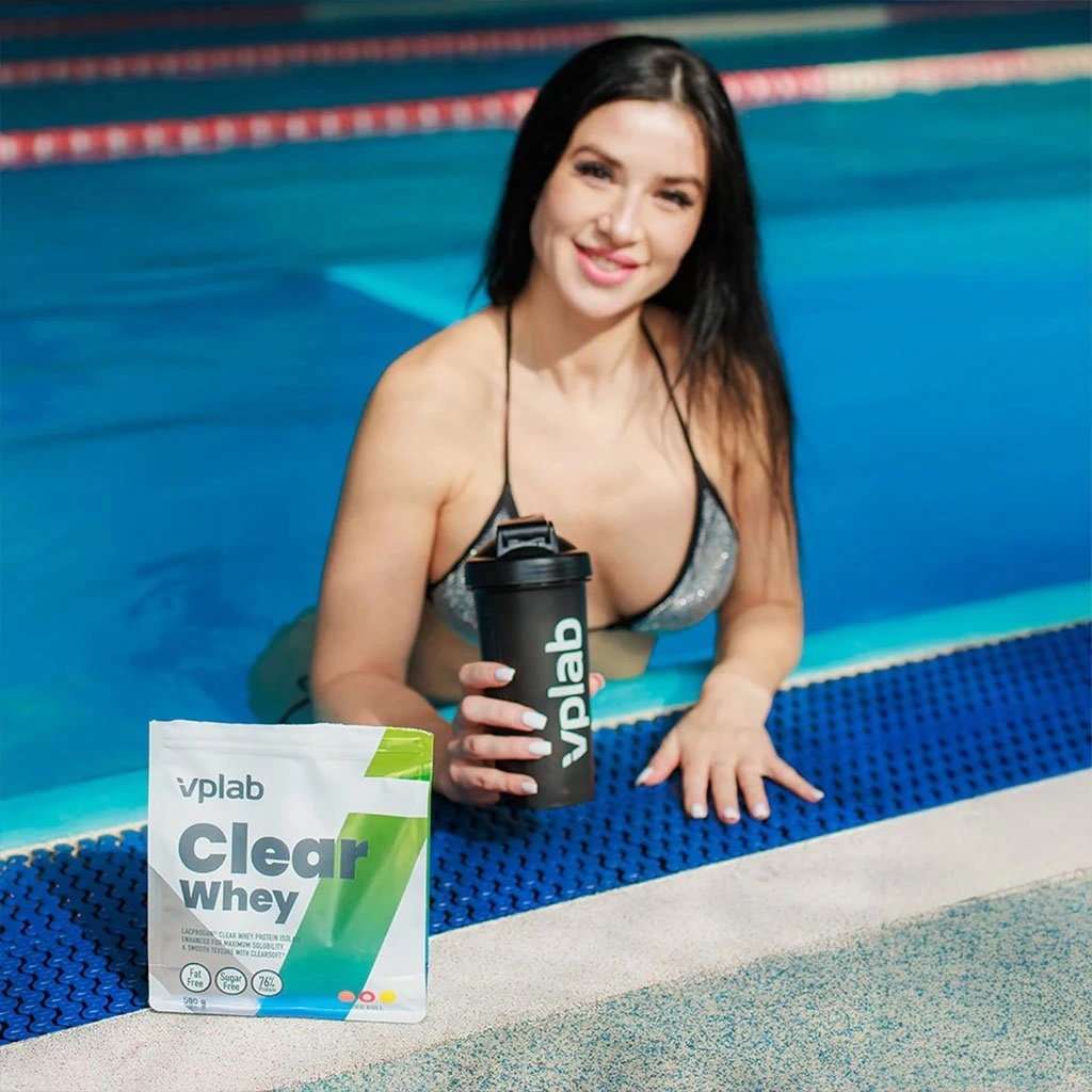 VPLAB Clear Whey Protein Isolate 500g girl